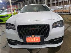 كرايسلر 300